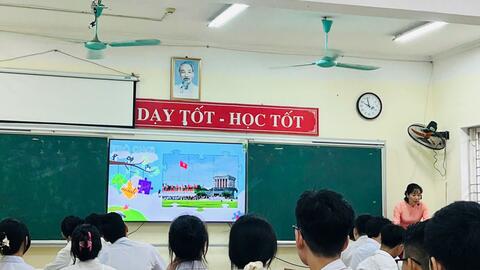 Trường THPT Yên Dũng số 1 đón tin vui từ hội thi Giáo viên chủ nhiệm giỏi cấp Tỉnh chu kì 2020-2024